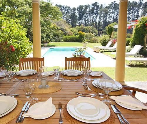 BrookHill, Constantia - Luxury self catering holiday villa to rent near Cape Town, South Africa.